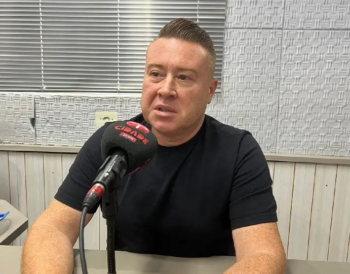 (VÍDEO) Souza diz que está fora de cogitação compor o governo municipal no momento