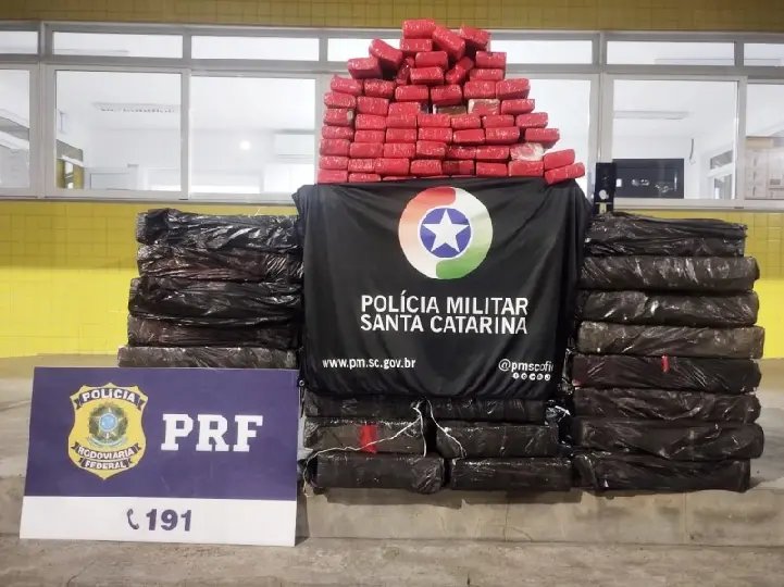 Jovem é preso transportando mais de meia tonelada de maconha