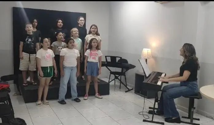 (VÍDEO) Musical de Natal promete encantar o público neste domingo