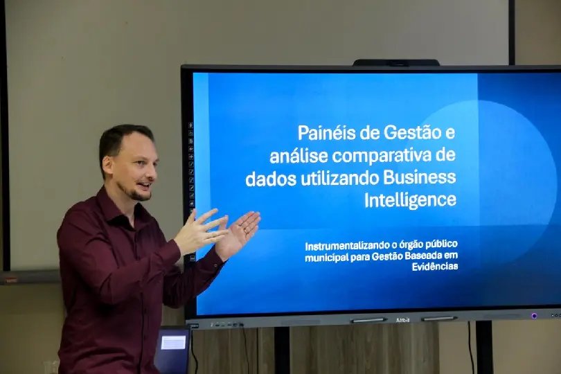 Secretários conhecem novo sistema que será aprimorado na Prefeitura