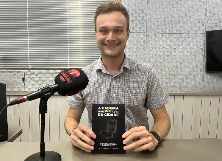 (VÍDEO) Livro de Visconti conta os bastidores das cassações de Eccel e Vequi