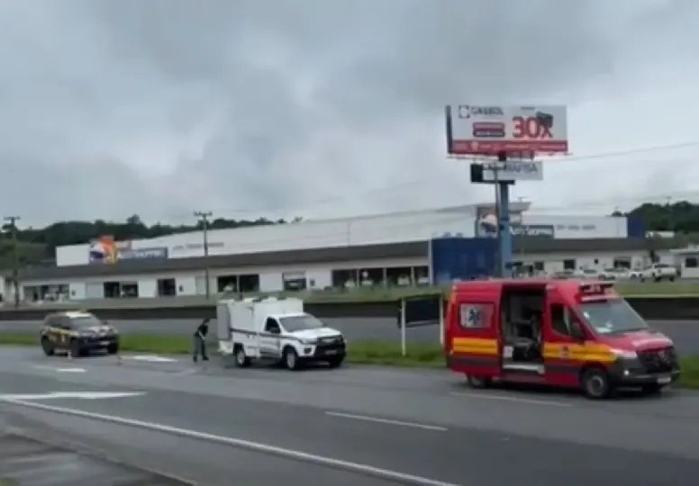 Corpo de homem é encontrado na marginal da BR-470 
