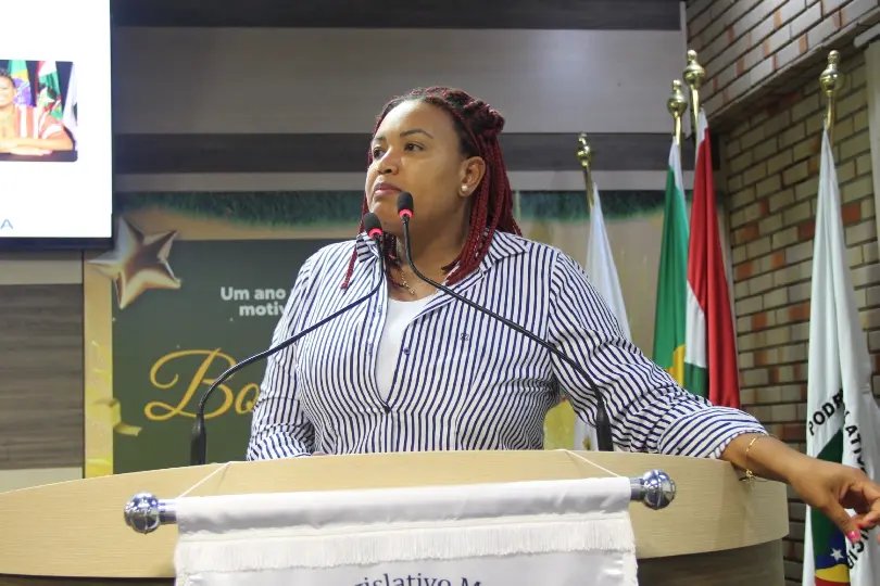 (VÍDEO) Vereadora questiona perda de equipe de saúde bucal em Brusque