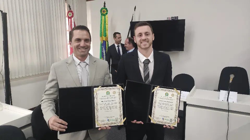 (VÍDEO) Prefeito eleito de Botuverá é diplomado após liminar do TRE