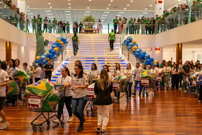 Natal Feliz Havan presenteia mais de seis mil crianças em Brusque