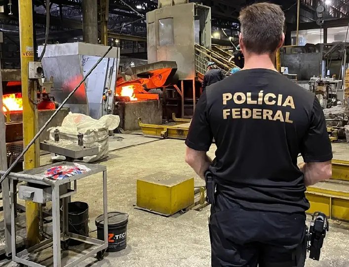 PF incinera 2,5 toneladas de cocaína em Santa Catarina