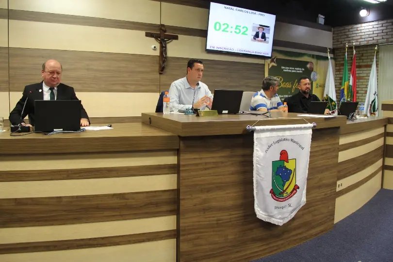 Câmara poupa mais de 39% do orçamento que estava disponível à casa legislativa