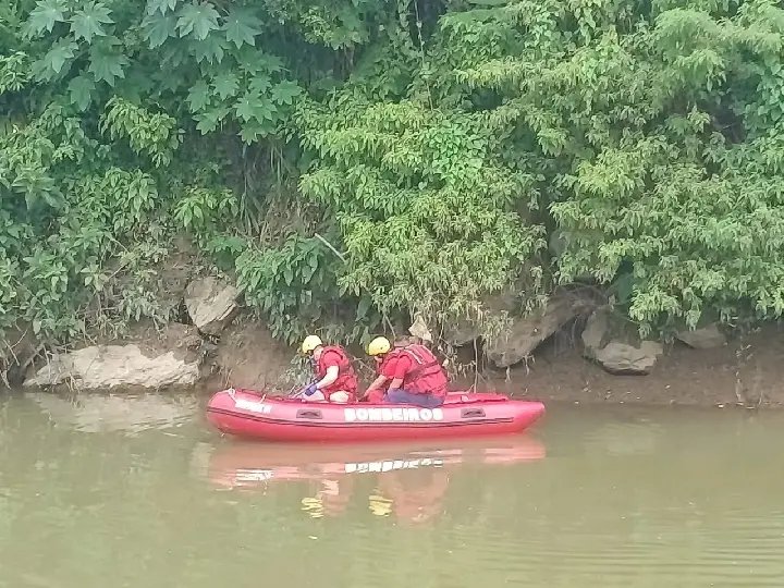 (URGENTE) Corpo encontrado no rio Itajaí-Mirim é de um homem