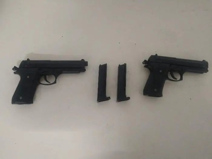 Homem é preso por receptação e simulacros de arma de fogo 