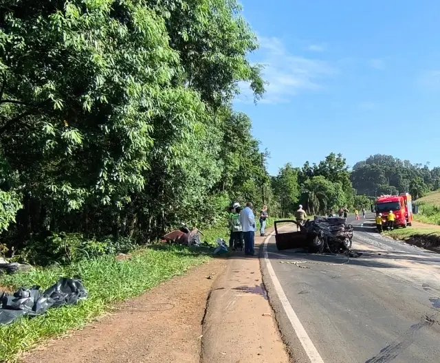 Tragédia na SC-157: três pessoas morrem em grave acidente
