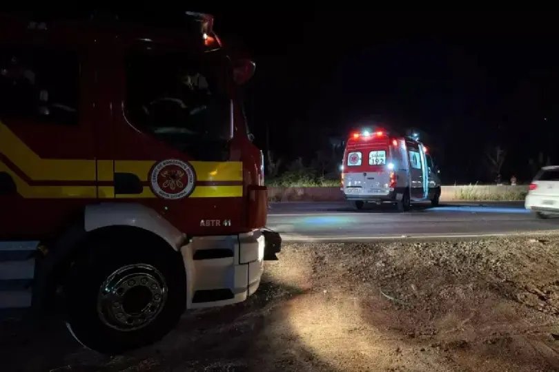 Homem morre após ser atropelado por cinco veículos na BR-470