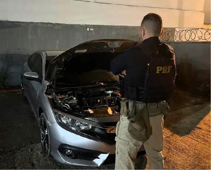 PRF recupera carro roubado e motorista alega ter comprado de sogro 