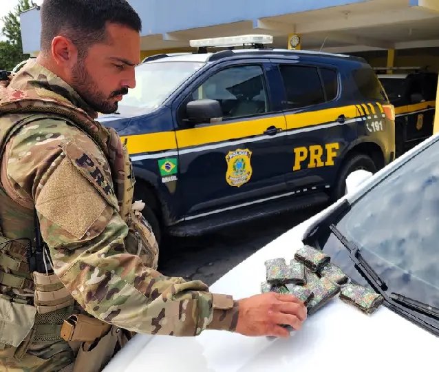 PRF localiza haxixe escondido em garrafas térmicas na BR-101