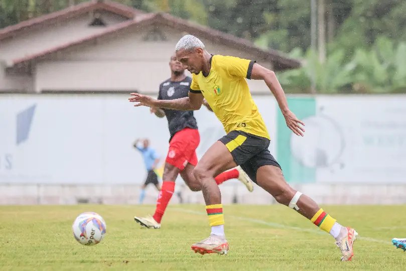 Brusque empata no jogo-treino contra o Hercílio Luz