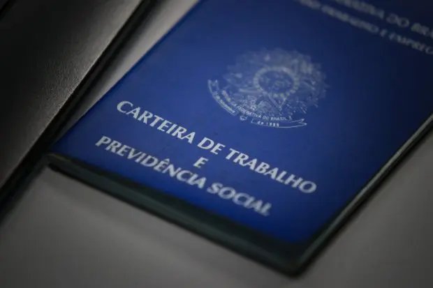 SC disponibiliza mais de 7 mil vagas de emprego pelo Sine