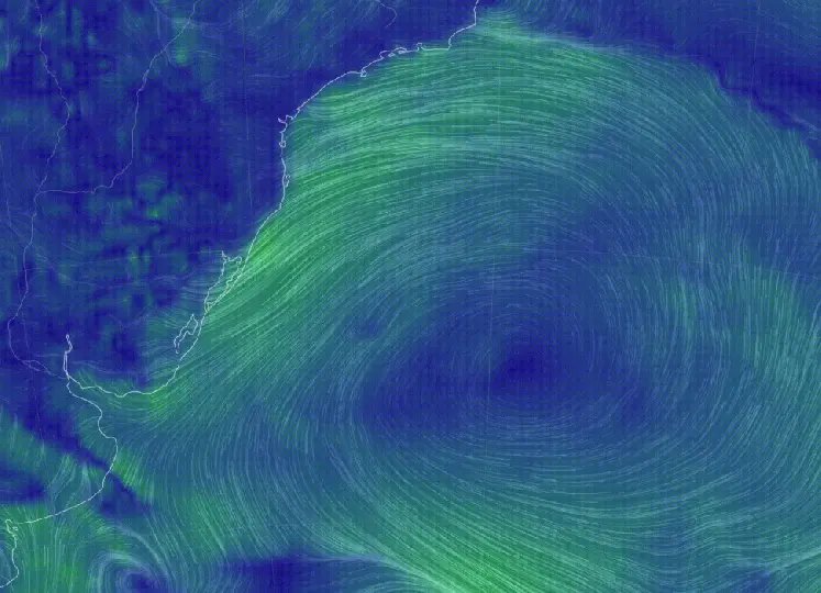 Litoral de SC: circulação marítima e características geográficas da região intensificam as chuvas