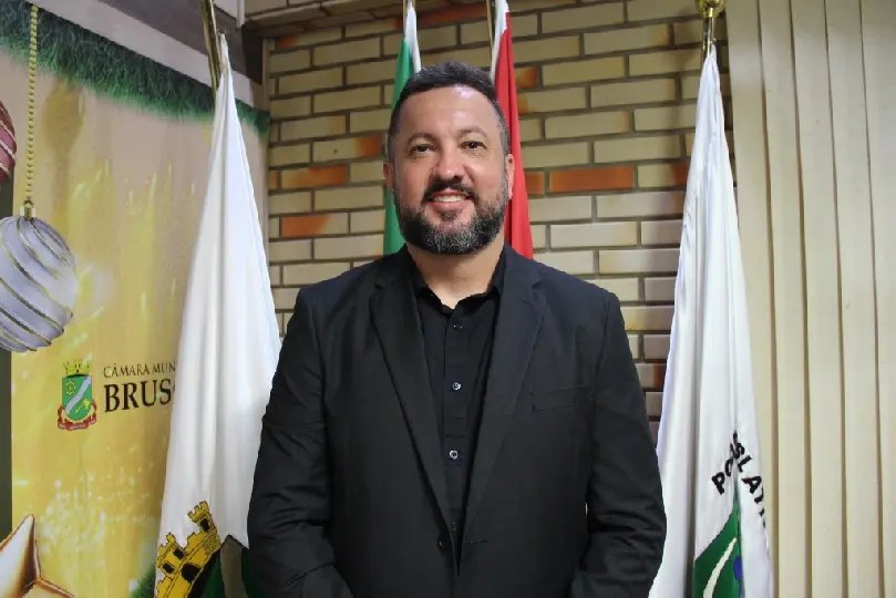 Rick Zanata é empossado vereador na Câmara de Brusque