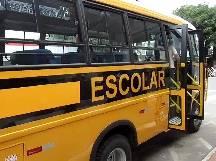 Prefeitura de Botuverá abre solicitação de carteirinha para transporte escolar intermunicipal