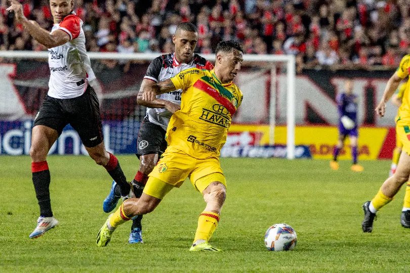 Brusque conquista o terceiro empate no jogo contra o Joinville