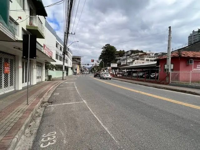Rua Hercílio Luz é interditada após vazamento de gás em Brusque