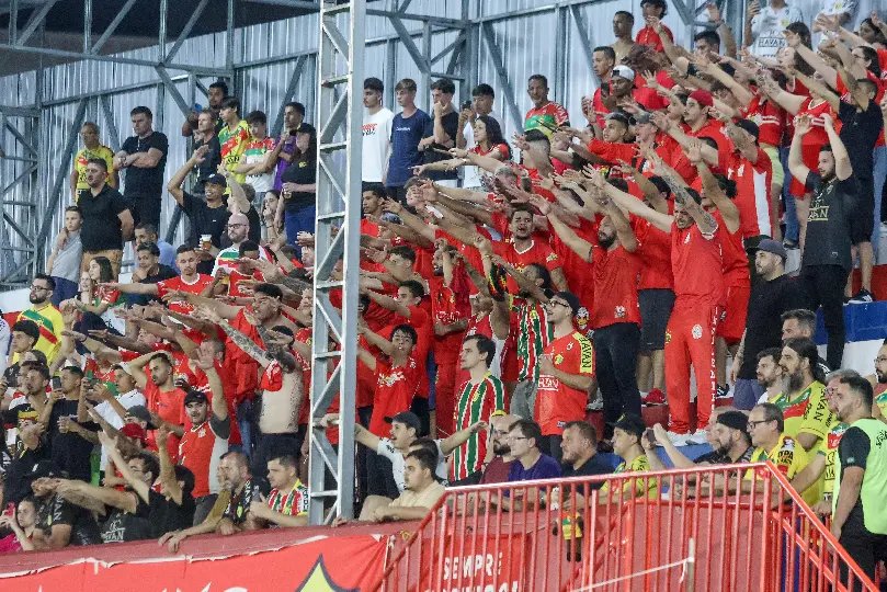 Ingressos para jogo do Brusque FC x Barra já podem ser adquiridos