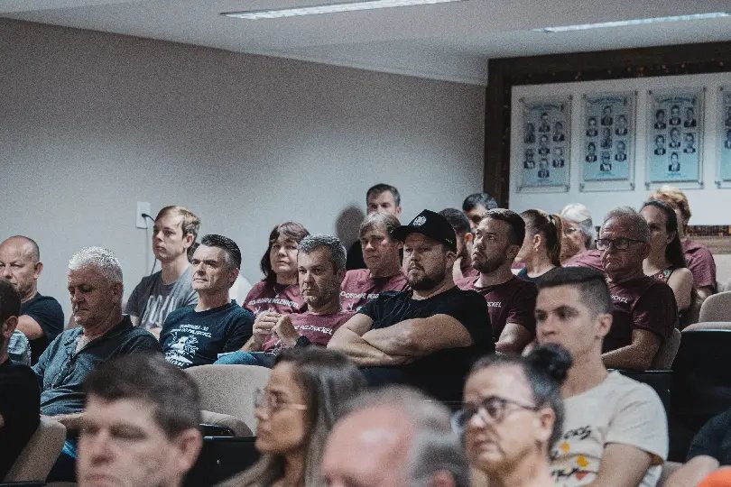 (VÍDEO) Primeira sessão do ano: Câmara de Guabiruba aprova projetos importantes