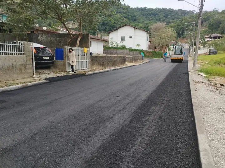 Asfaltamento na Henrique Knihs é finalizado