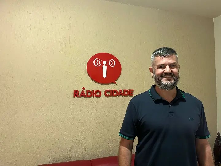 (VÍDEO) Diretor do Sine dá dicas sobre o mercado de trabalho