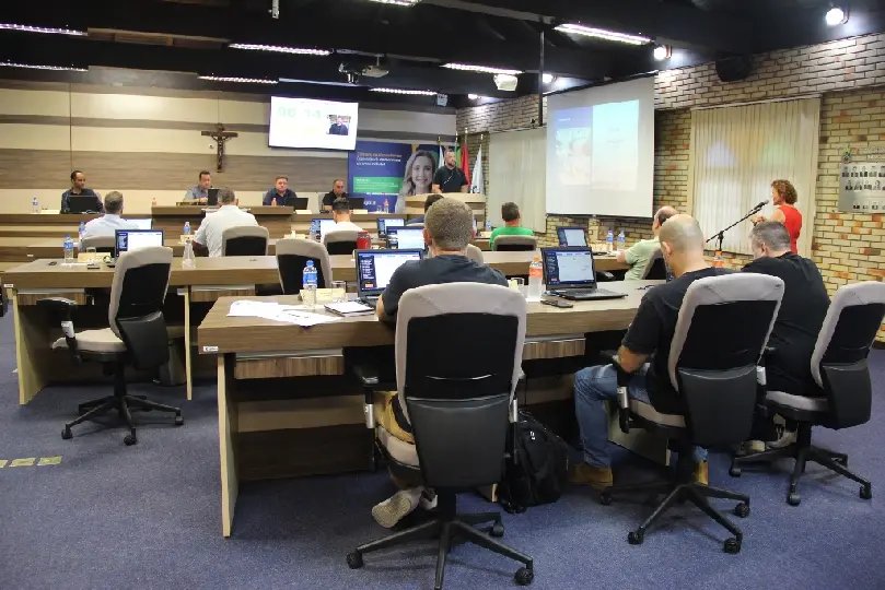 (VÍDEO) Requerimento sobre posto policial e FGTS de ACTs são temas da sessão da Câmara