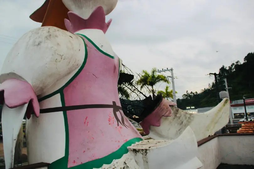 Pavilhão da Fenarreco sofre danos com a tempestade