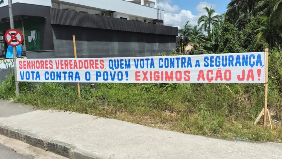 (VÍDEO) Moradores protestam contra rejeição da instalação de posto policial no Águas Claras