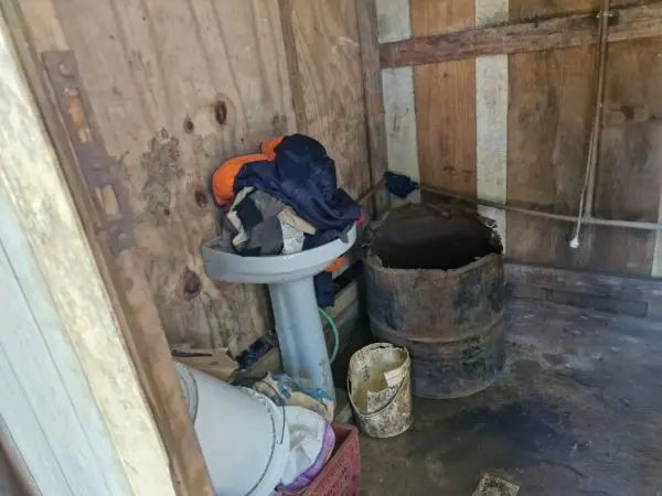Irmãos resgatados em situação análoga à escravidão, recebiam 'salário' em cachaça