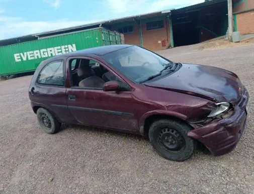 Motoristas saem ilesos de acidente no Limoeiro