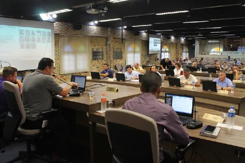 (VÍDEO) Câmara aprova separação do esgoto do Samae para futura terceirização