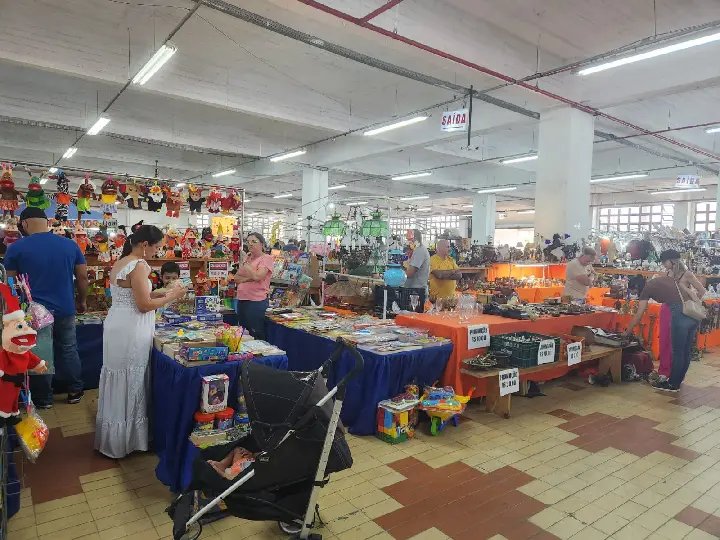 Mercado de Pulgas chega à 23ª edição com atrações para toda a família