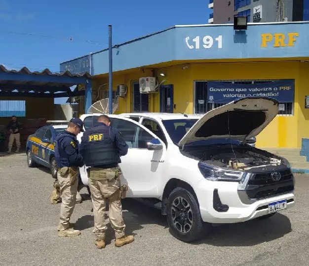 Picape clonada e comprada por R$ 30 mil é recuperada na BR-101