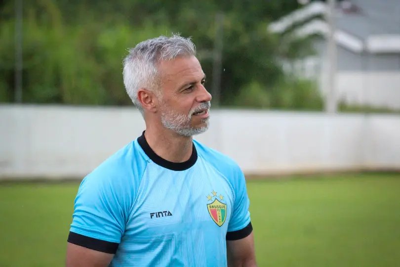 Filipe Gouveia confirma permanência no Brusque e projeta sequência da temporada