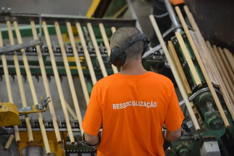 (VÍDEO) Jorginho Mello critica plano federal e defende ampliação de vagas em presídios