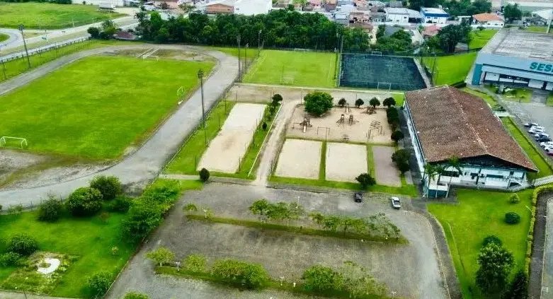 (VÍDEO) Complexo do Sesi: ainda não há definição se a prefeitura poderá adquiri-lo