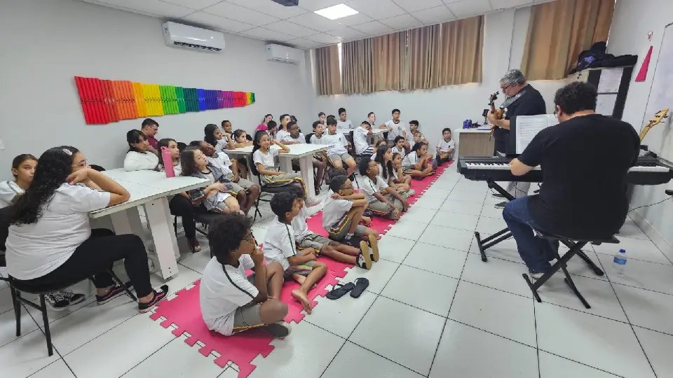 Duo Os Bachianos iniciam Concertos Didáticos nas escolas do município