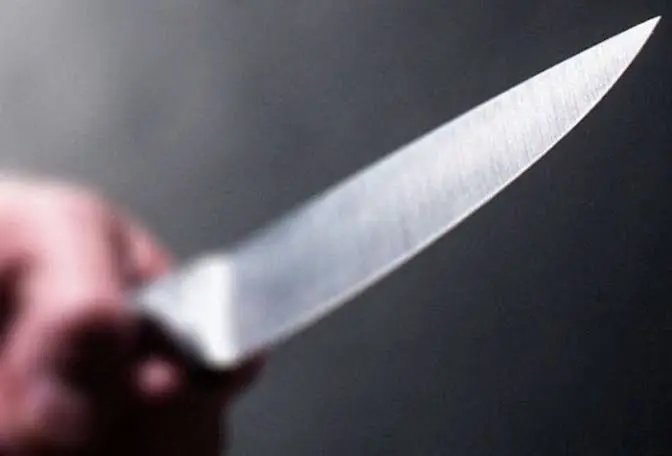 Homem que deu oito facadas em companheira é condenado