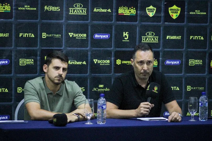 (VÍDEO) SAF do Brusque esclarece situação do clube, reforços e do Augusto Bauer 