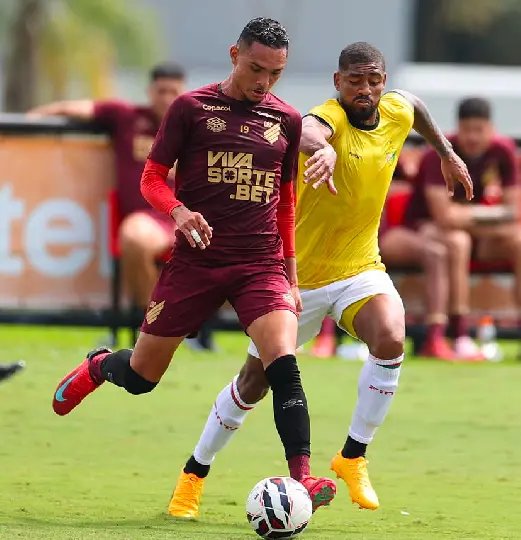 Brusque sofre goleada do Athletico em jogo-treino no CT do Caju