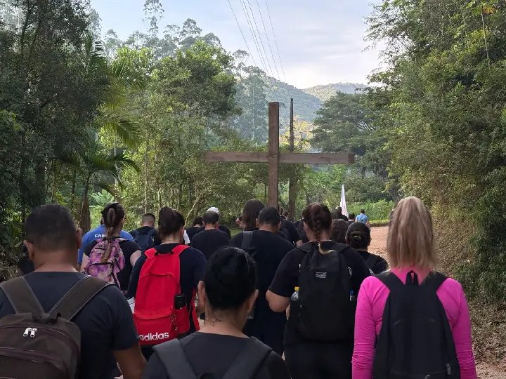 Mais de 350 fiéis participaram da peregrinação ao Santuário de Santa Paulina