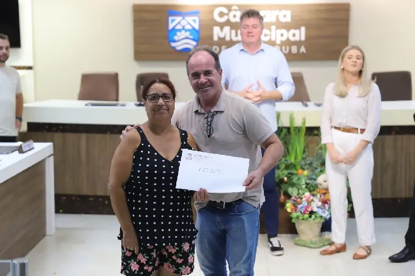 Moradores do Lageado Baixo recebem títulos de propriedade pelo Programa Lar Legal