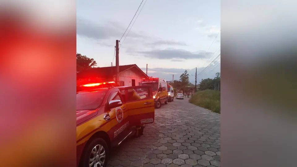 Jovem com autismo fica inconsciente ao sofrer choque elétrico