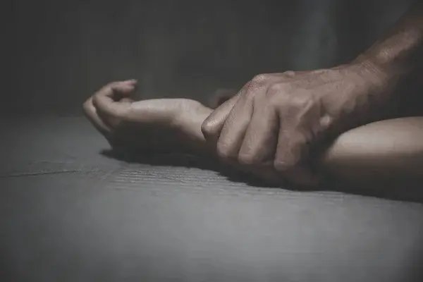 Pastor é condenado por estupro de vulnerável e importunação sexual