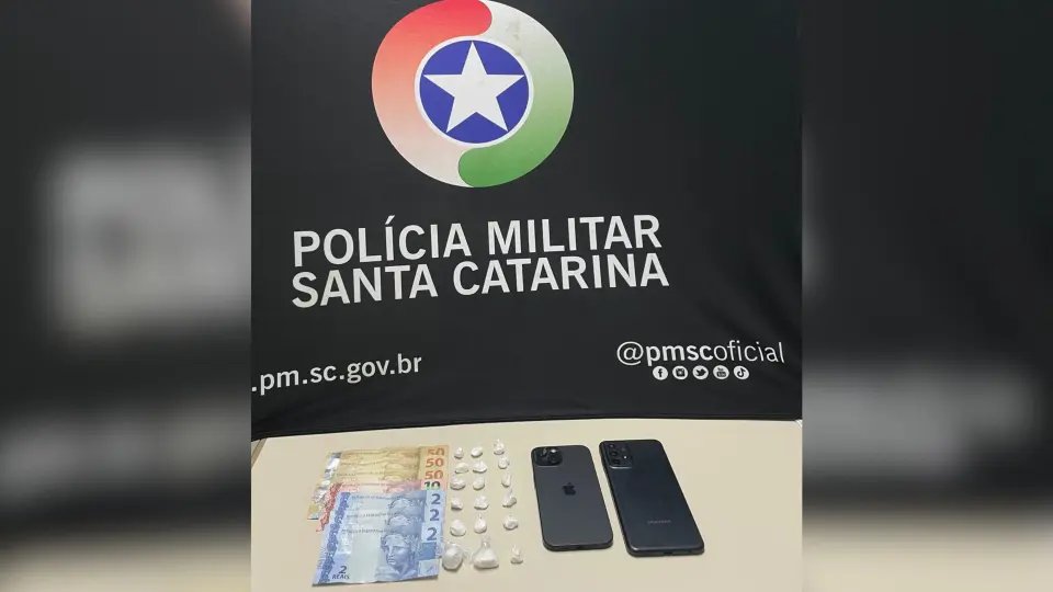 "Disk cocaína": motorista confessa tráfico e oferece R$ 15 mil a policiais para ser solto