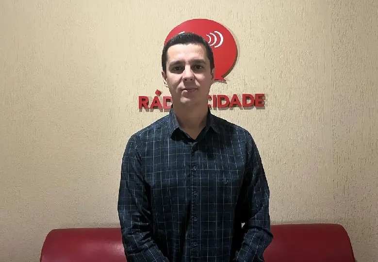 (VÍDEO) Presidente explica envolvimento do Comusa na obra da UBS no Loteamento Schaefer