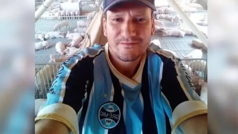 Homem atacado com motosserra enquanto dormia morre no hospital